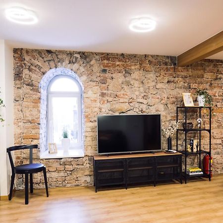 Rothko Apartment/8 Guests/4Bedrooms/Riga Old Town Екстериор снимка