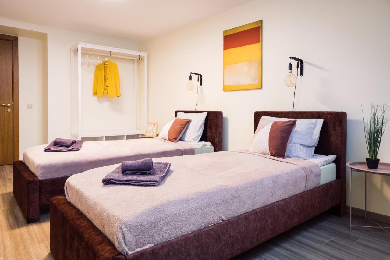Rothko Apartment/8 Guests/4Bedrooms/Riga Old Town Екстериор снимка
