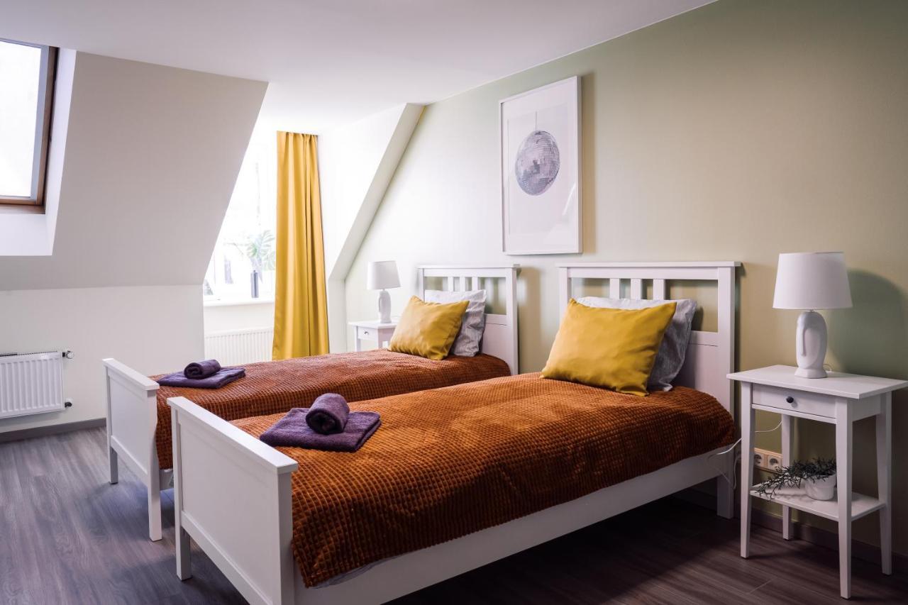 Rothko Apartment/8 Guests/4Bedrooms/Riga Old Town Екстериор снимка