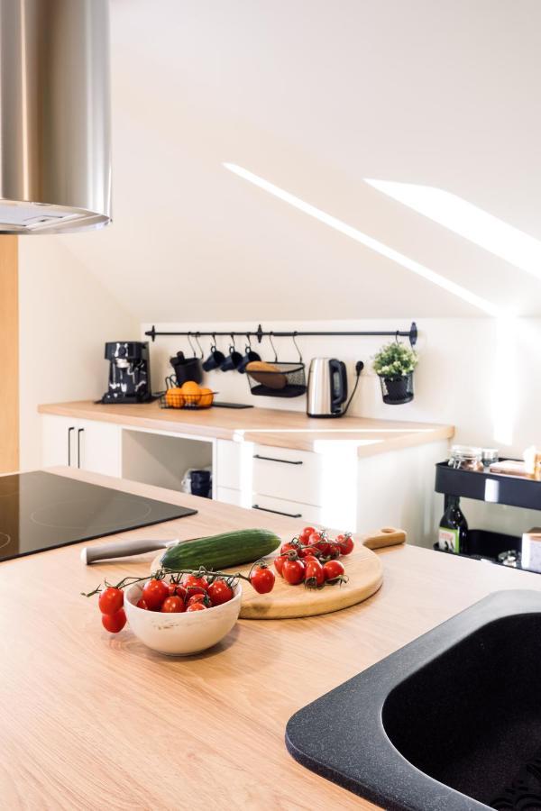 Rothko Apartment/8 Guests/4Bedrooms/Riga Old Town Екстериор снимка