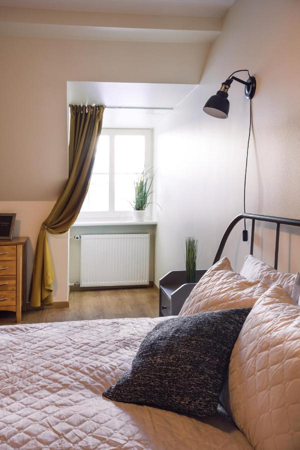 Rothko Apartment/8 Guests/4Bedrooms/Riga Old Town Екстериор снимка